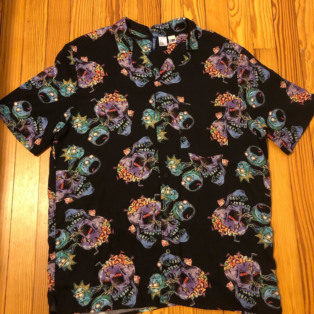 Rick & Morty Mens Large Divided Cartoon Network Halloween Horror Button Down Top